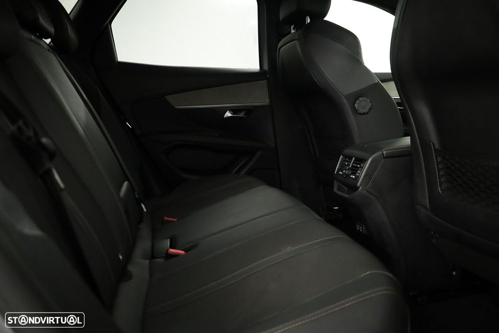 Peugeot 3008 1.2 PureTech GT EAT8 - 21