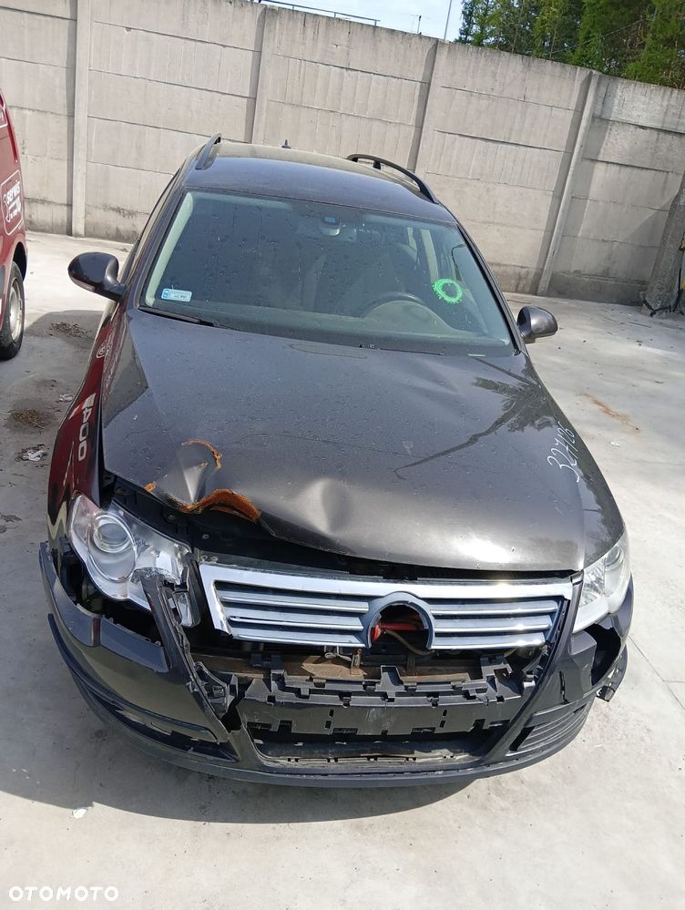 Klapa Tył (Maska, Zderzak, Lampa, Drzwi, Części Silnikowe) Volkswagen Passat 1.9 Diesel 104 Km 2008 - 1