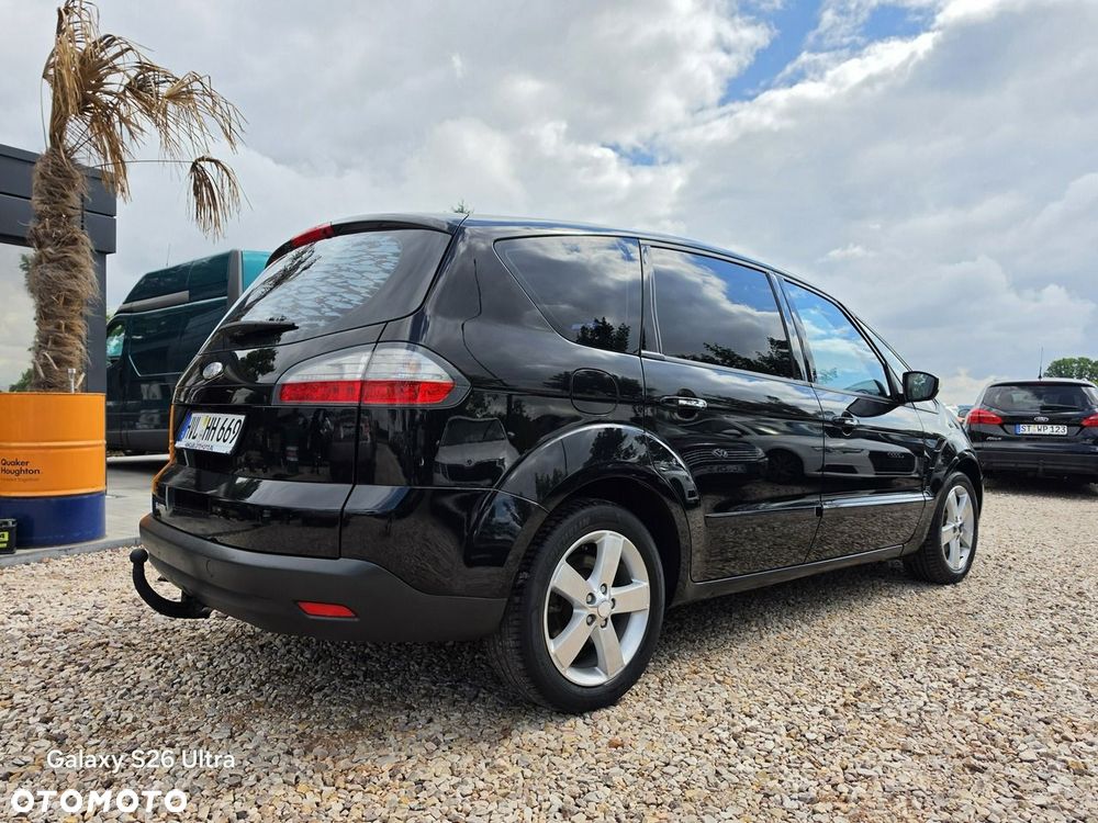 Ford S-Max - 26