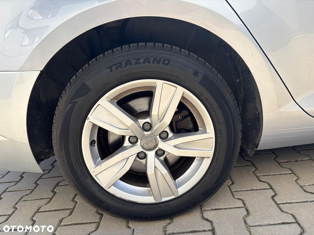 Audi A4 Avant 2.0 TDI S tronic - 13