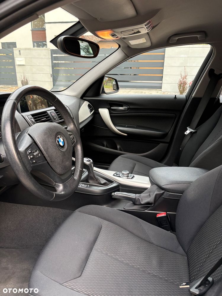 BMW Seria 1 - 10