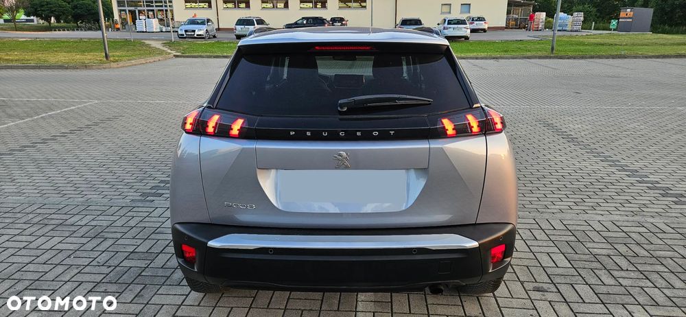 Peugeot 2008 1.2T Allure S&S - 25