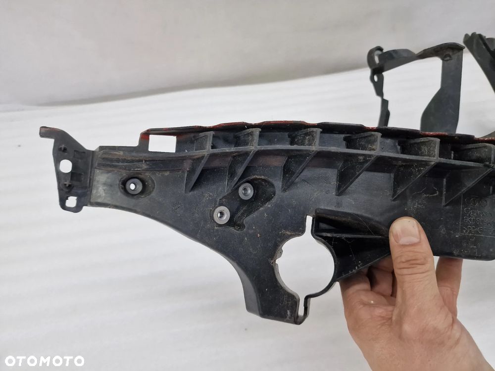 AUDI A4 B8 LIFT 11- LEWY ŚLIZG POD LAMPE /  MOCOWANIE LAMPY , NR 8K0805607B , NR AUKCJI SL56 - 4