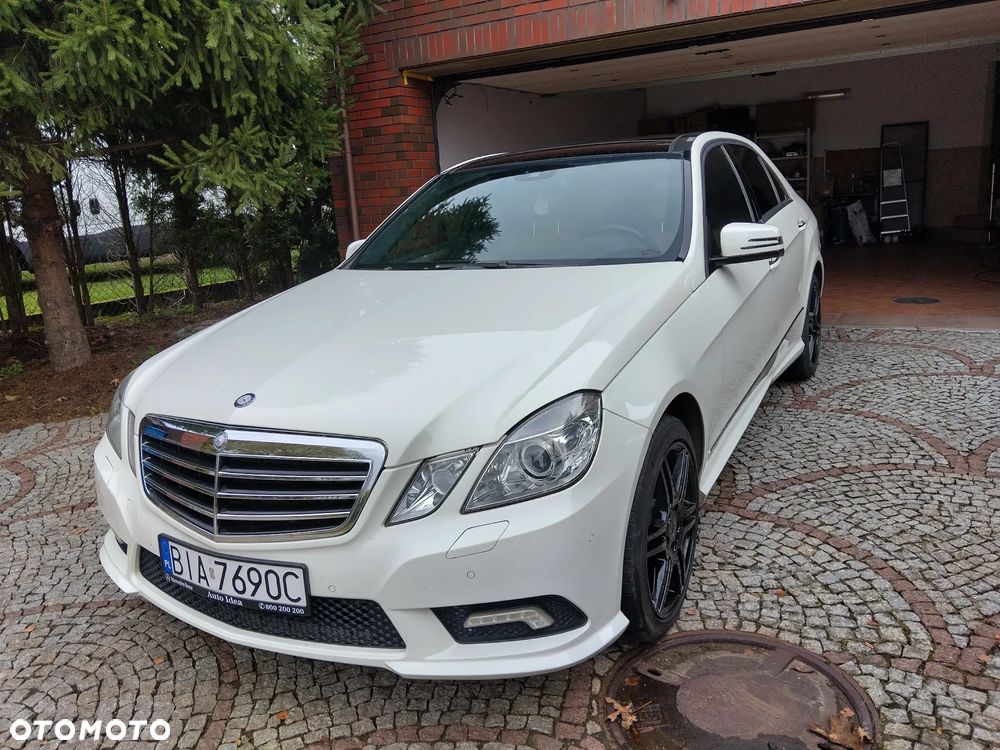 Mercedes-Benz E-Class 2010 photo 4