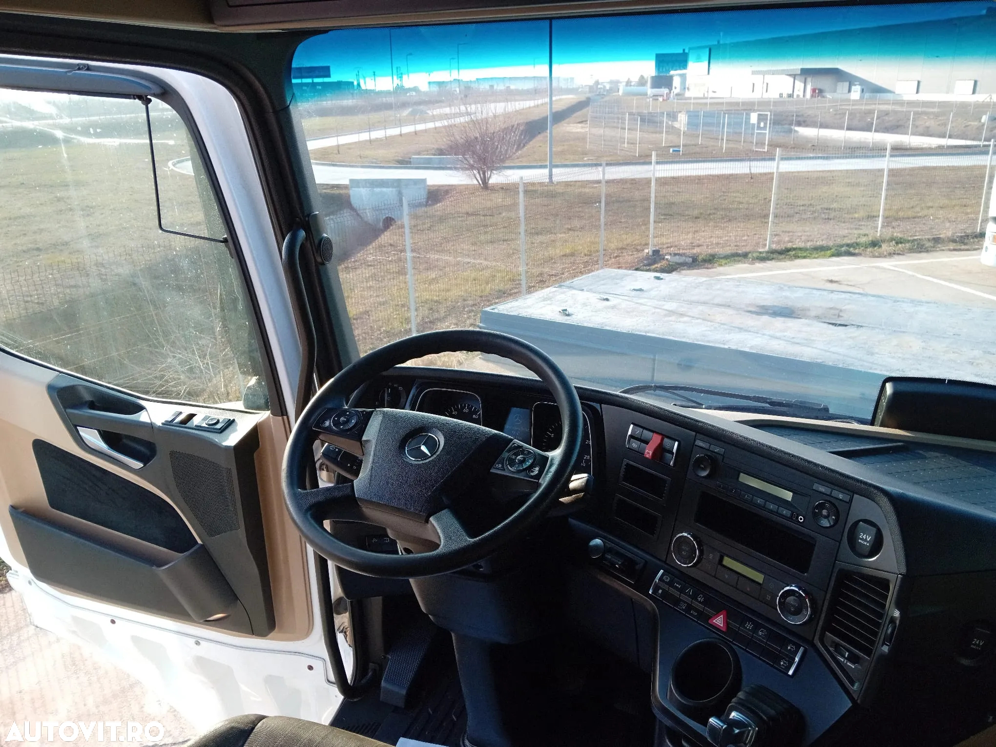 Mercedes-Benz Actros 1845 LS, FULL ADR+PTO, STANDKLIMA, TOP !!! - 16