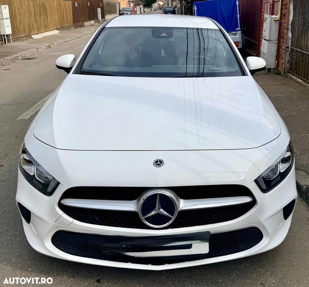 Mercedes-Benz A 180 d 7G-DCT - 1