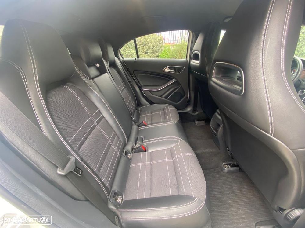 Mercedes-Benz A 180 CDI (BlueEFFICIENCY) - 13