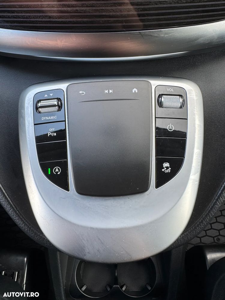 Mercedes-Benz V 300 d Lang 4Matic 9G-TRONIC Avantgarde - 27
