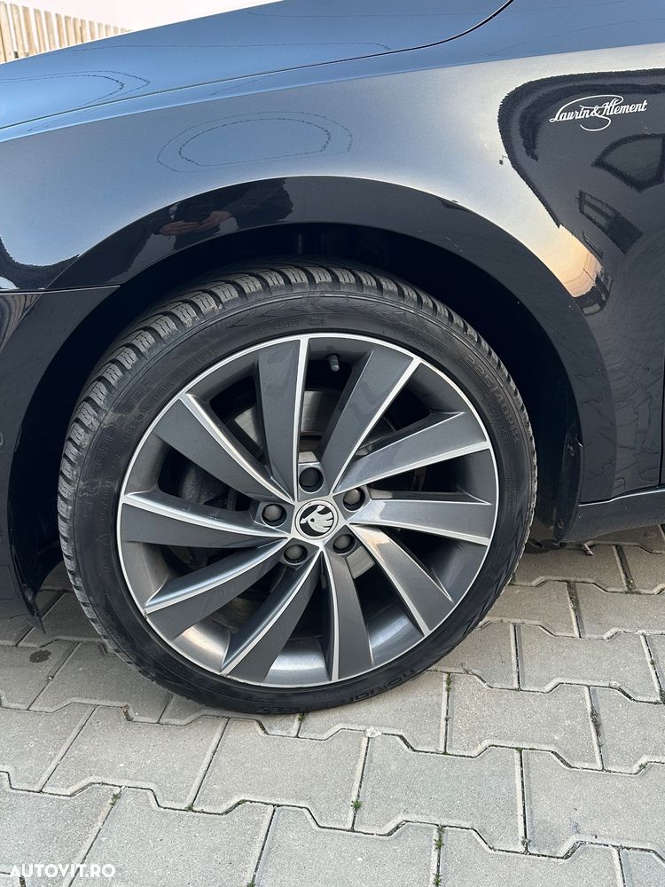 Skoda Octavia 2.0 TDI LAURIN & KLEMENT DSG - 20
