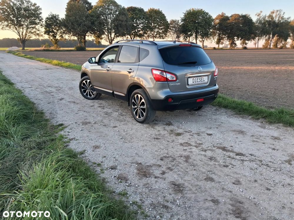 Nissan Qashqai - 32