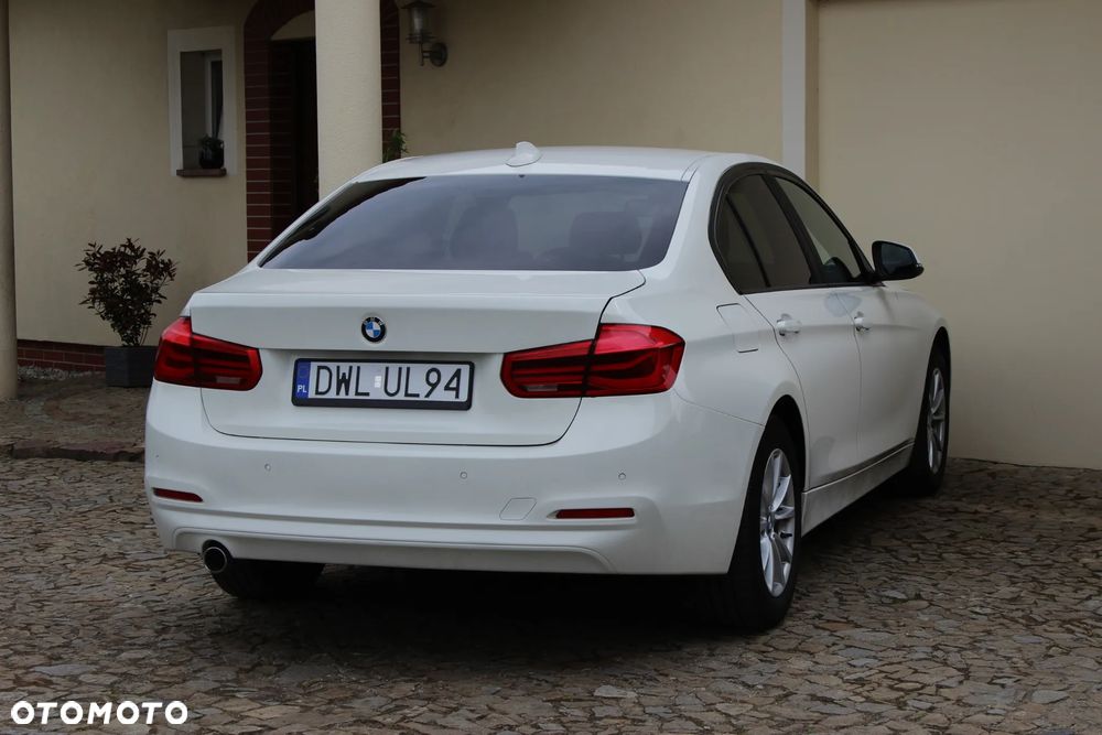 BMW Seria 3 316d Edition Luxury Line Purity - 22