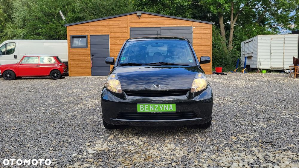 Daihatsu Sirion 1.3 - 3