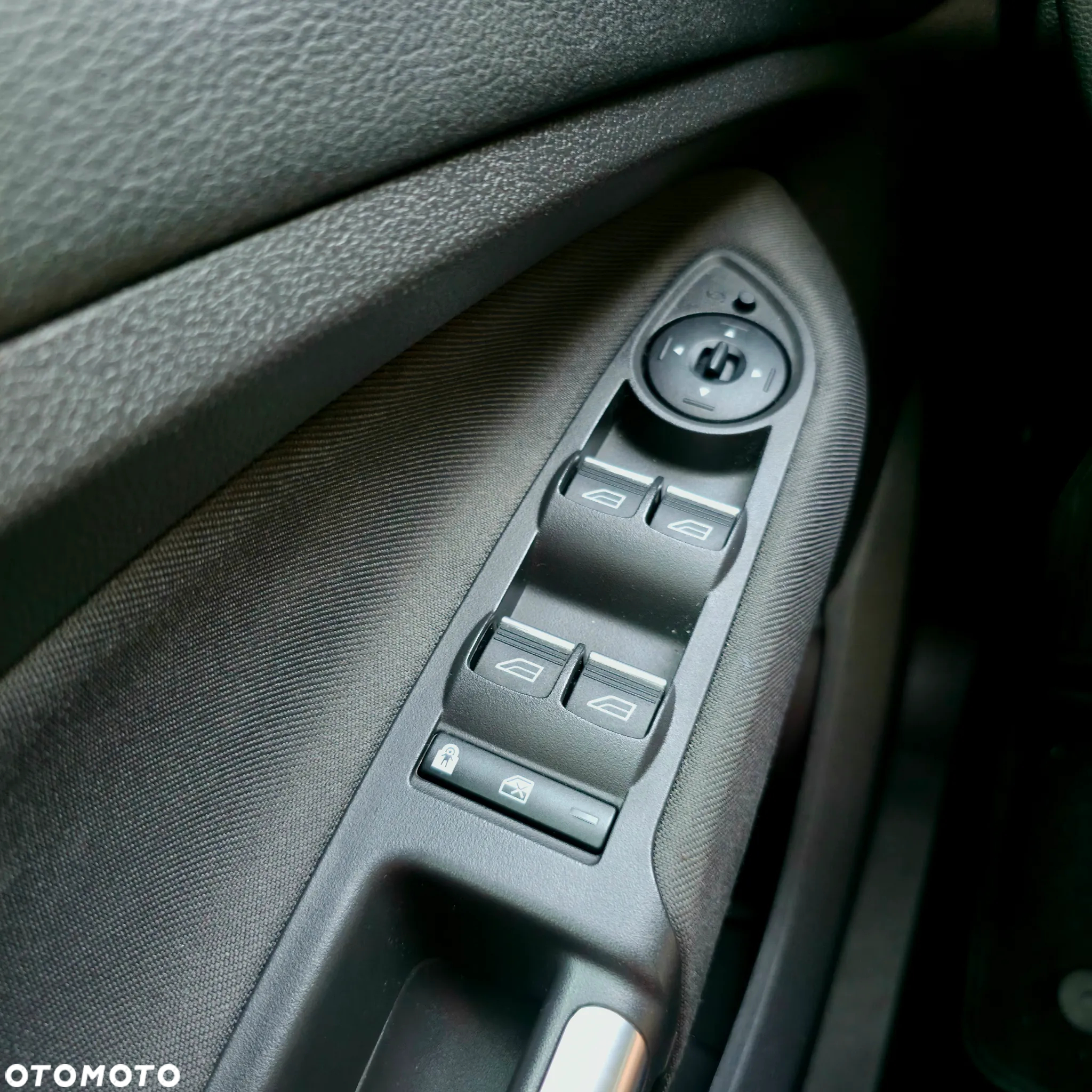 Ford C-MAX 1.0 EcoBoost Titanium ASS - 21