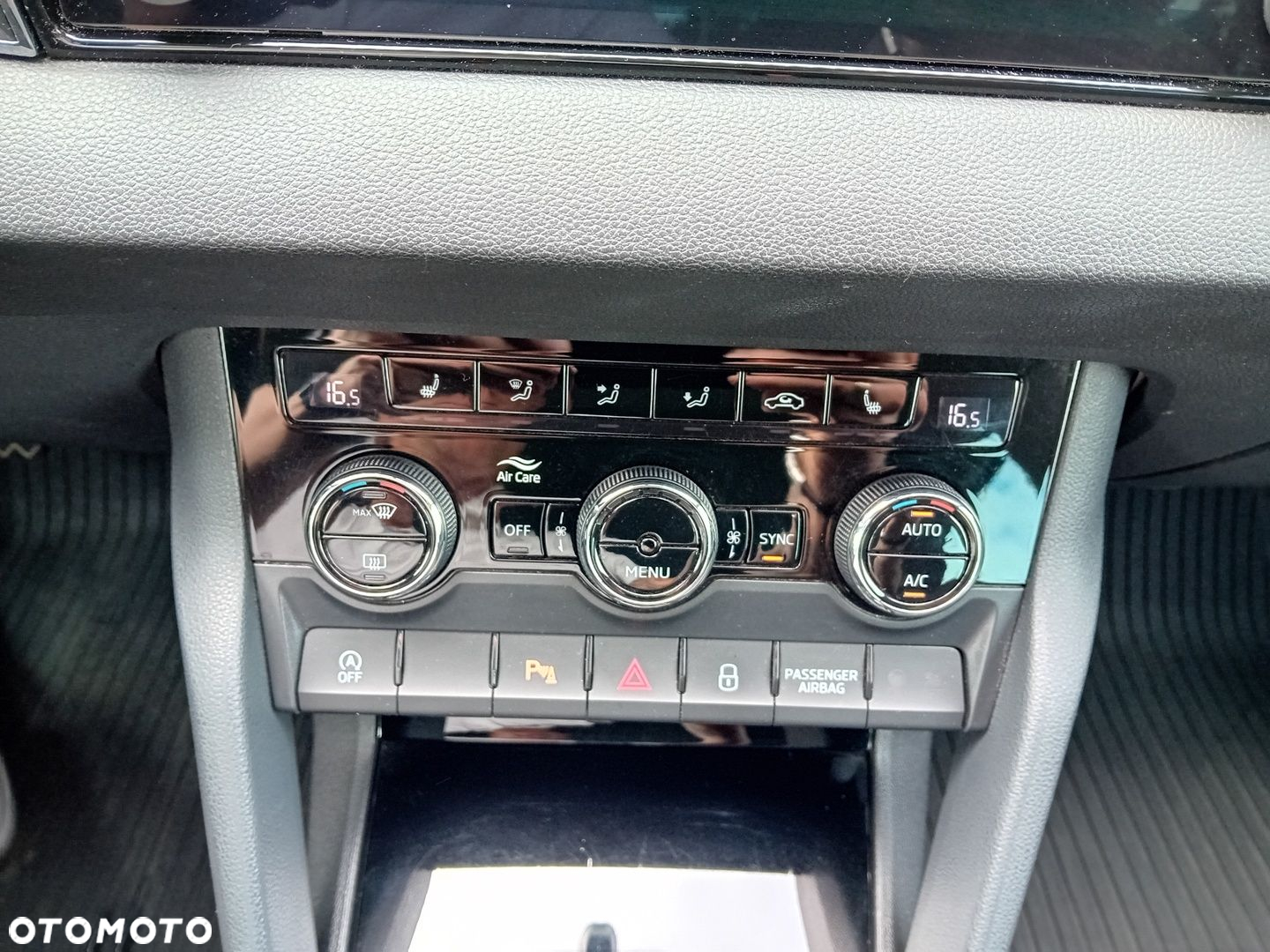 Skoda Karoq - 18