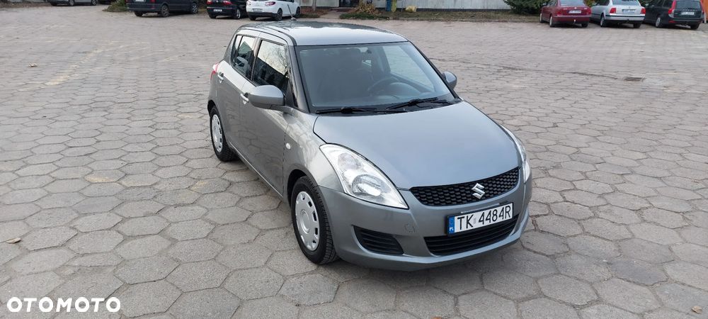 Suzuki Swift - 1