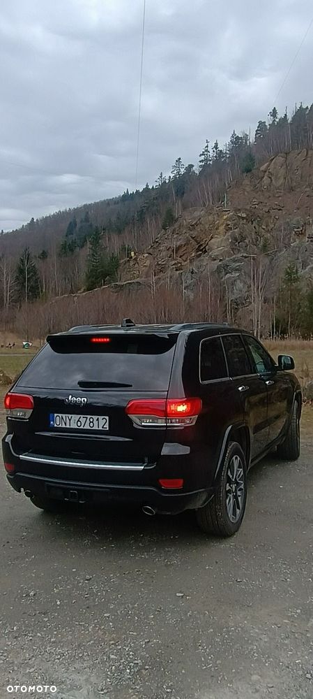 Jeep Grand Cherokee - 30