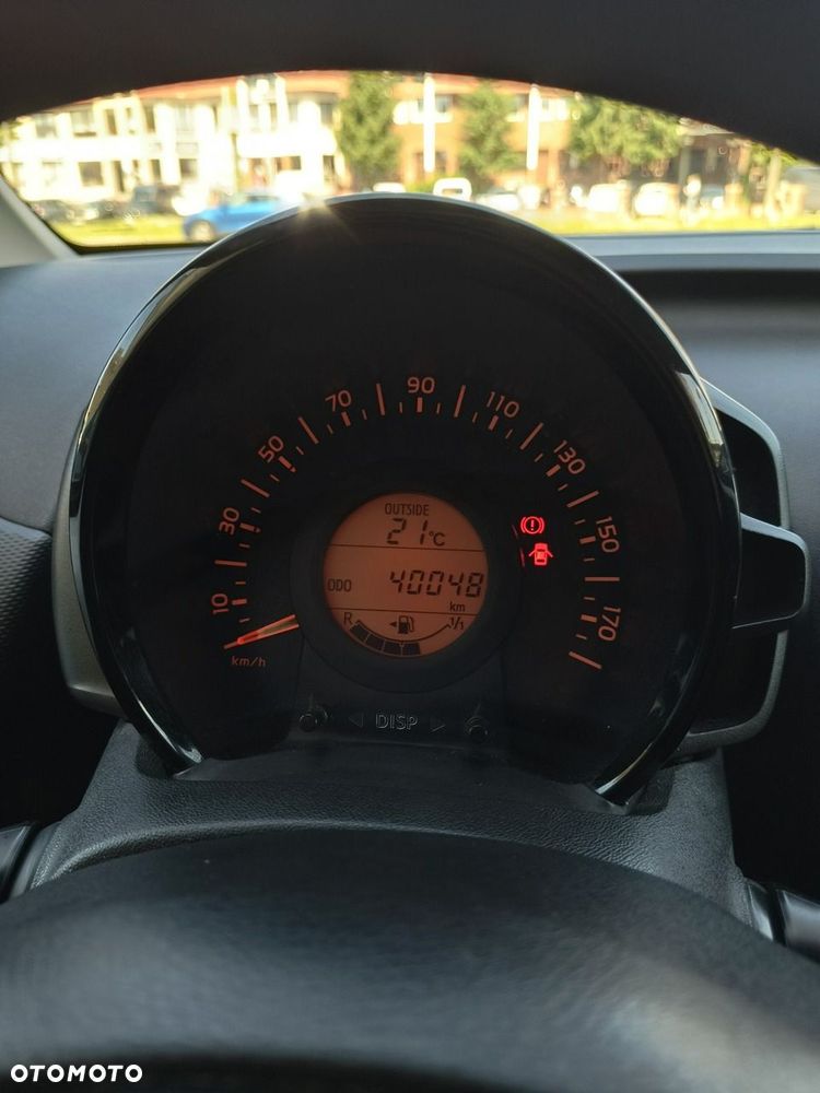 Toyota Aygo x-cite - 26