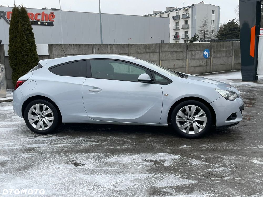 Opel Astra - 4