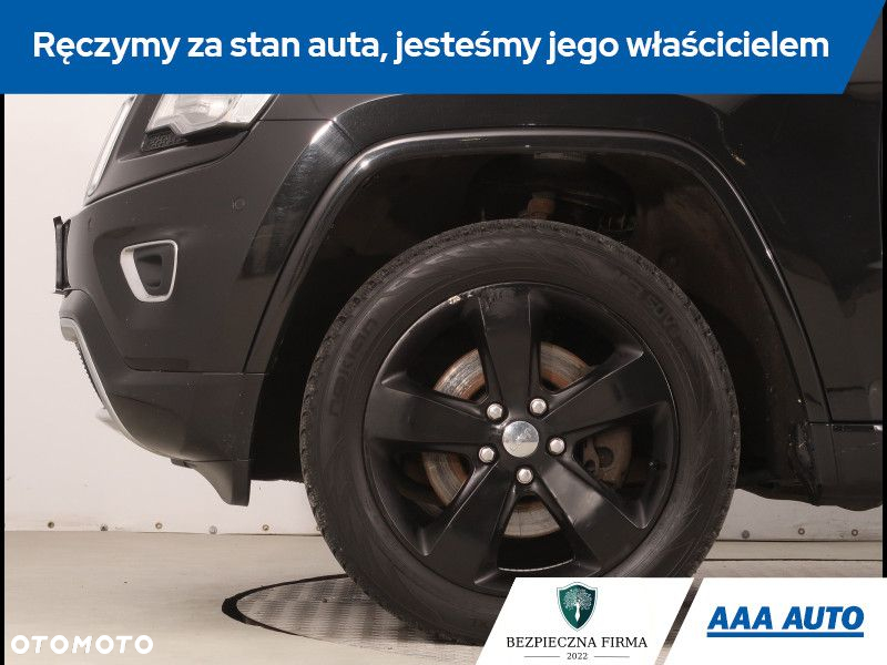 Jeep Grand Cherokee - 16