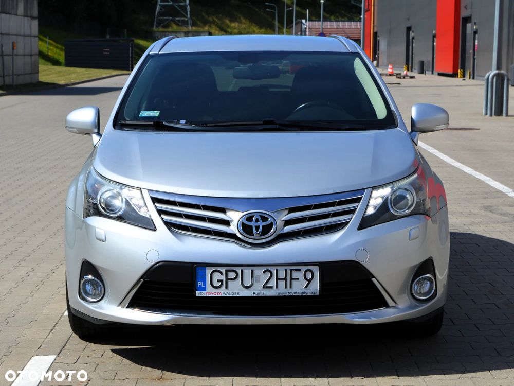 Toyota Avensis 2.0 D-4D Sol - 35