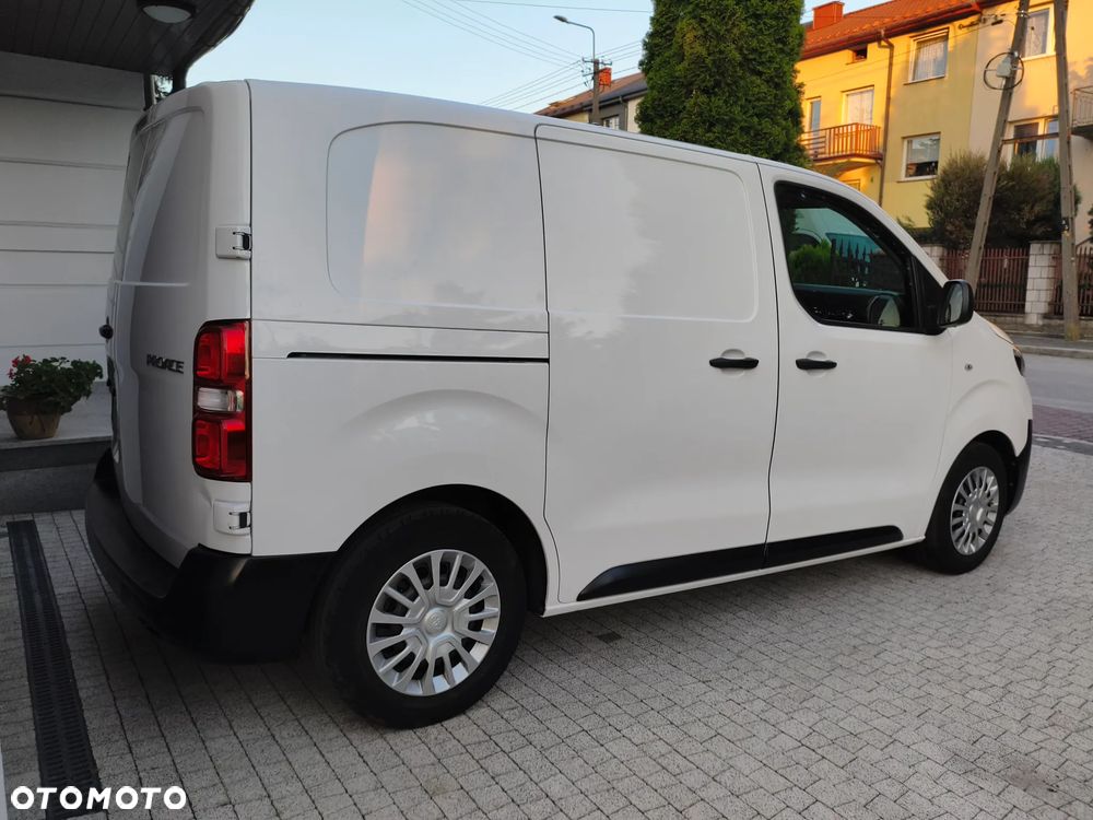 Toyota Prace - 6