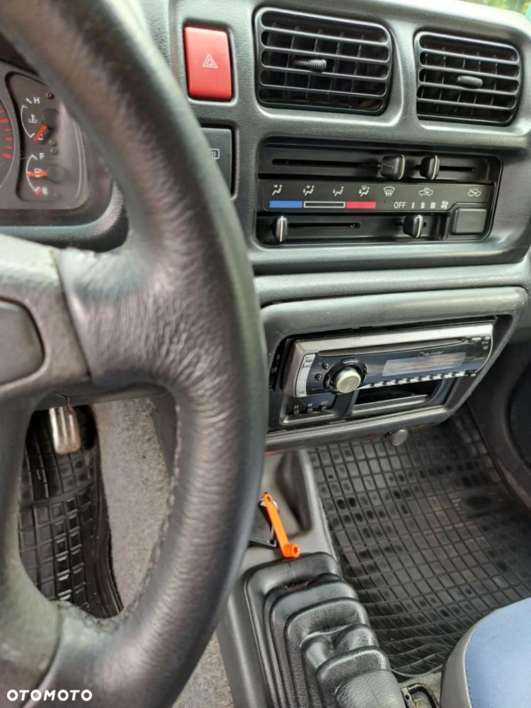Suzuki Jimny 1.3 - 5