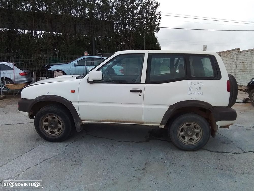 CAIXA DE DIREÇÃO NISSAN TERRANO II R20 - 1