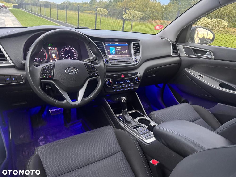 Hyundai Tucson 1.7 CRDI BlueDrive Design 2WD DCT - 12