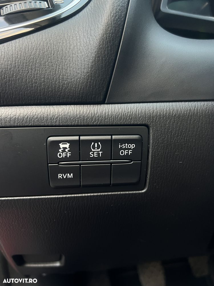 Mazda 3 G120 Revolution - 10