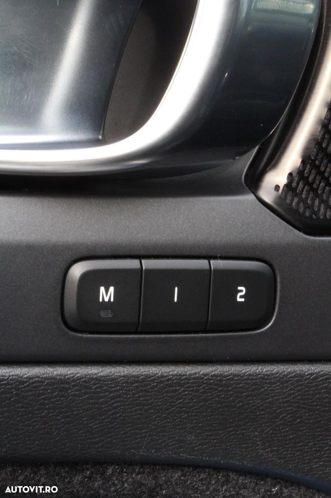 Volvo XC 40 Recharge Twin Motor AWD Ultimate - 15