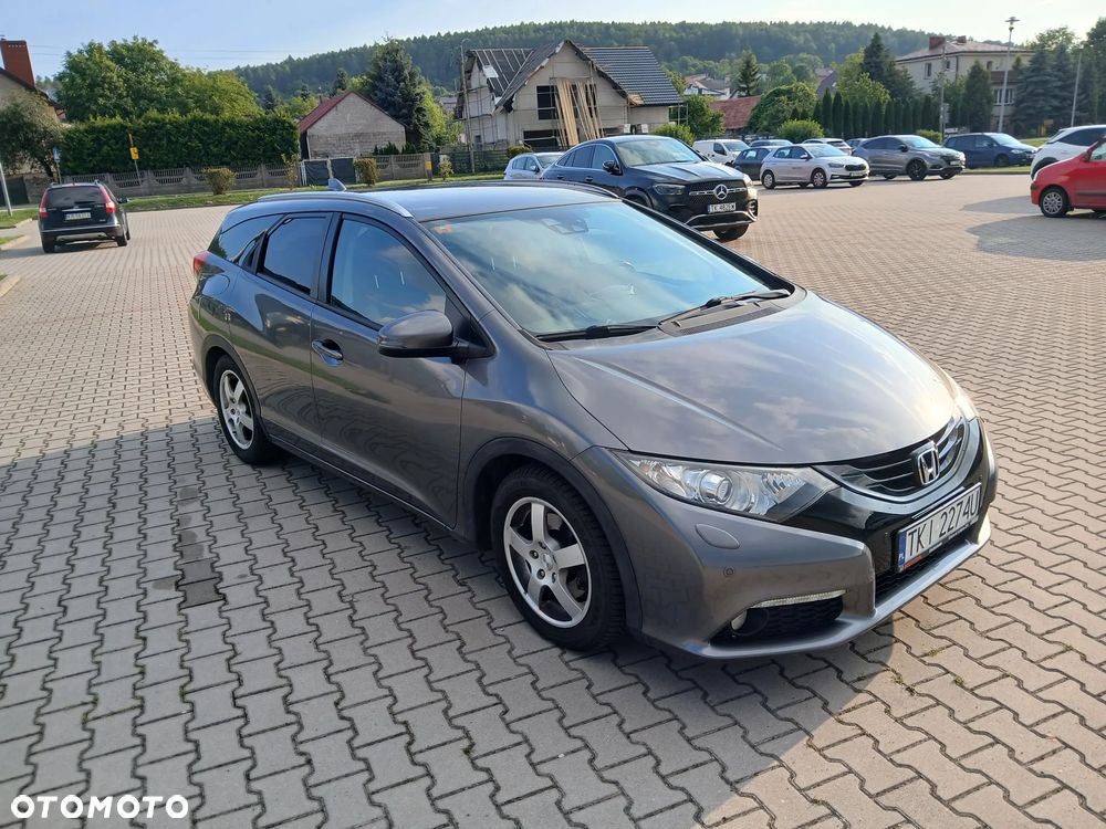 Honda Civic 1.8 i-VTEC Automatik Elegance - 2