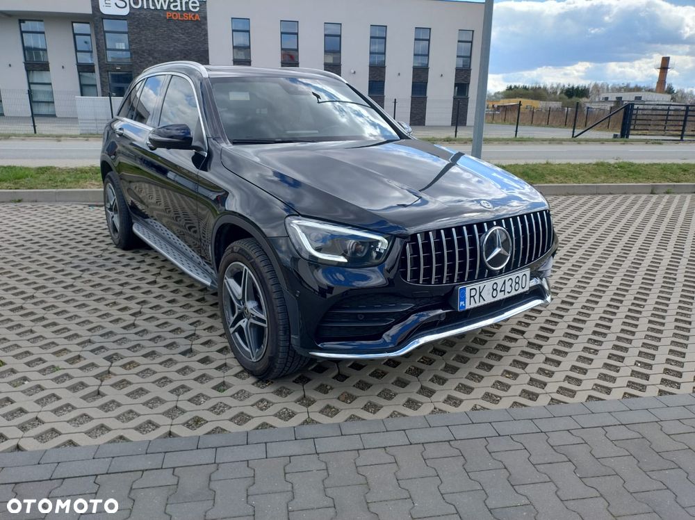 Mercedes-Benz GLC 300 4Matic 9G-TRONIC AMG Line - 14