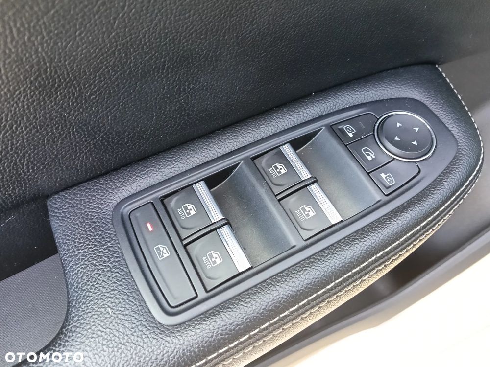 Renault Arkana TCe Mild Hybrid 140 EDC Techno - 21