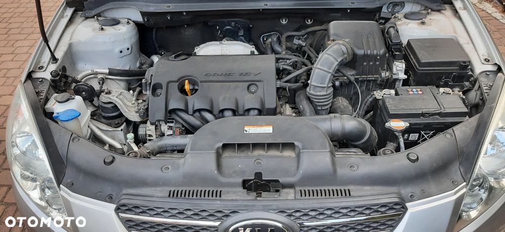 Kia Ceed - 10