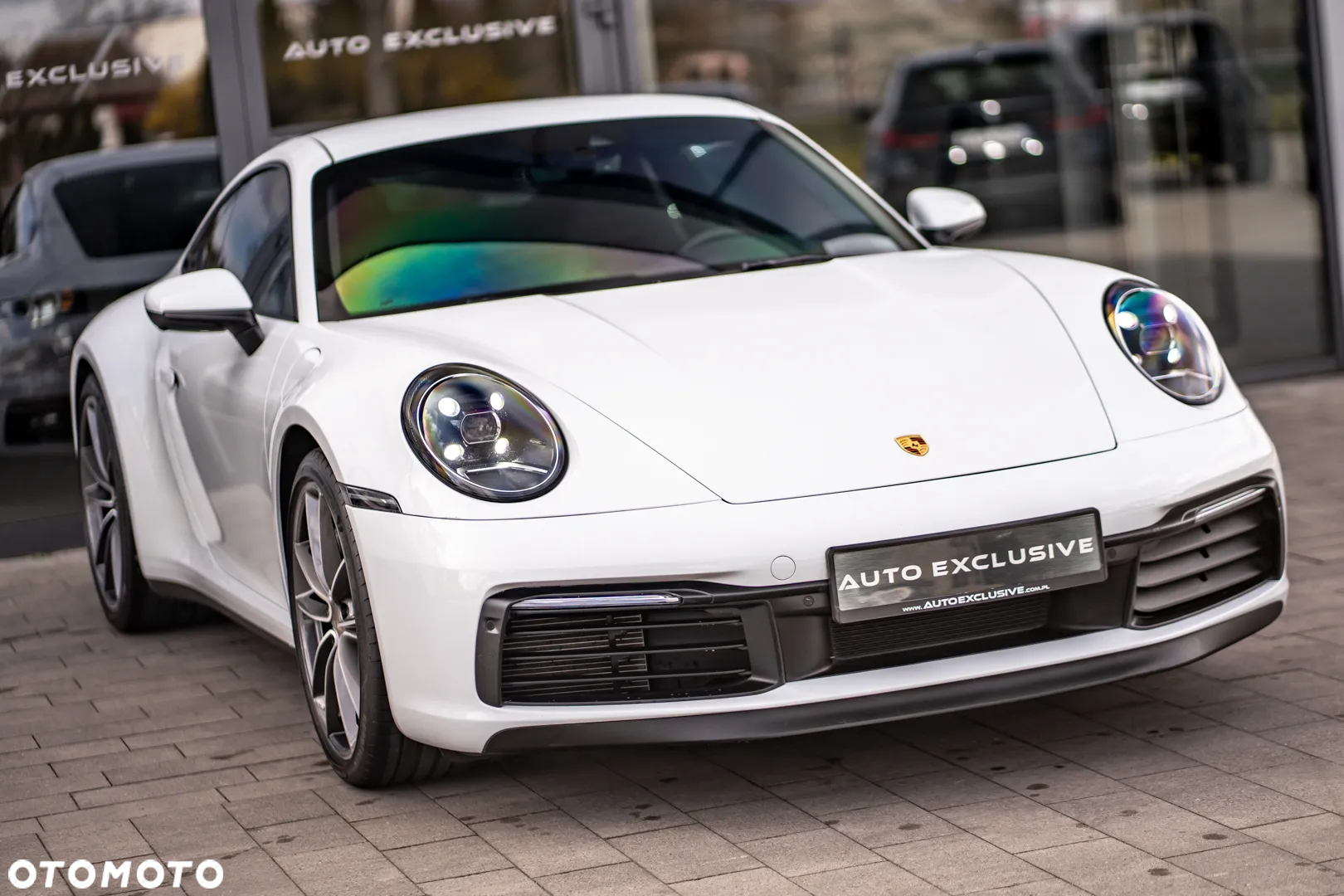 Porsche 911 Carrera - 28
