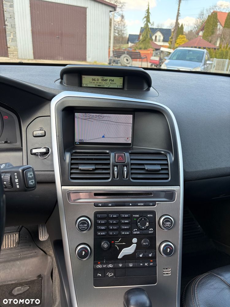 Volvo XC 60 D5 AWD Summum - 11