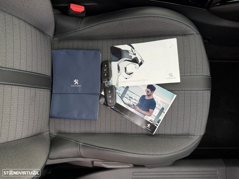 Peugeot e-2008 50 kWh Allure Pack - 12