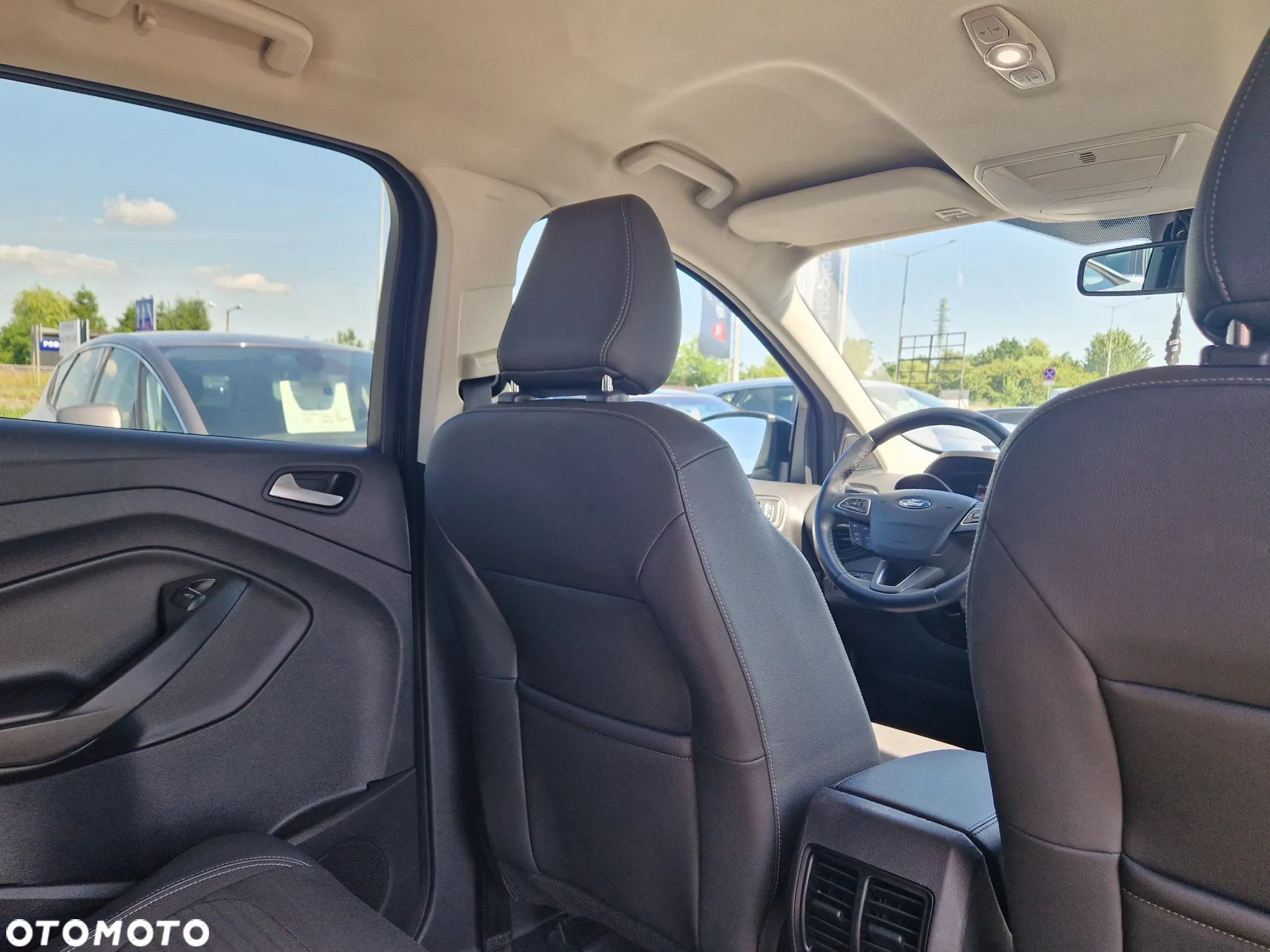 Ford Kuga - 28