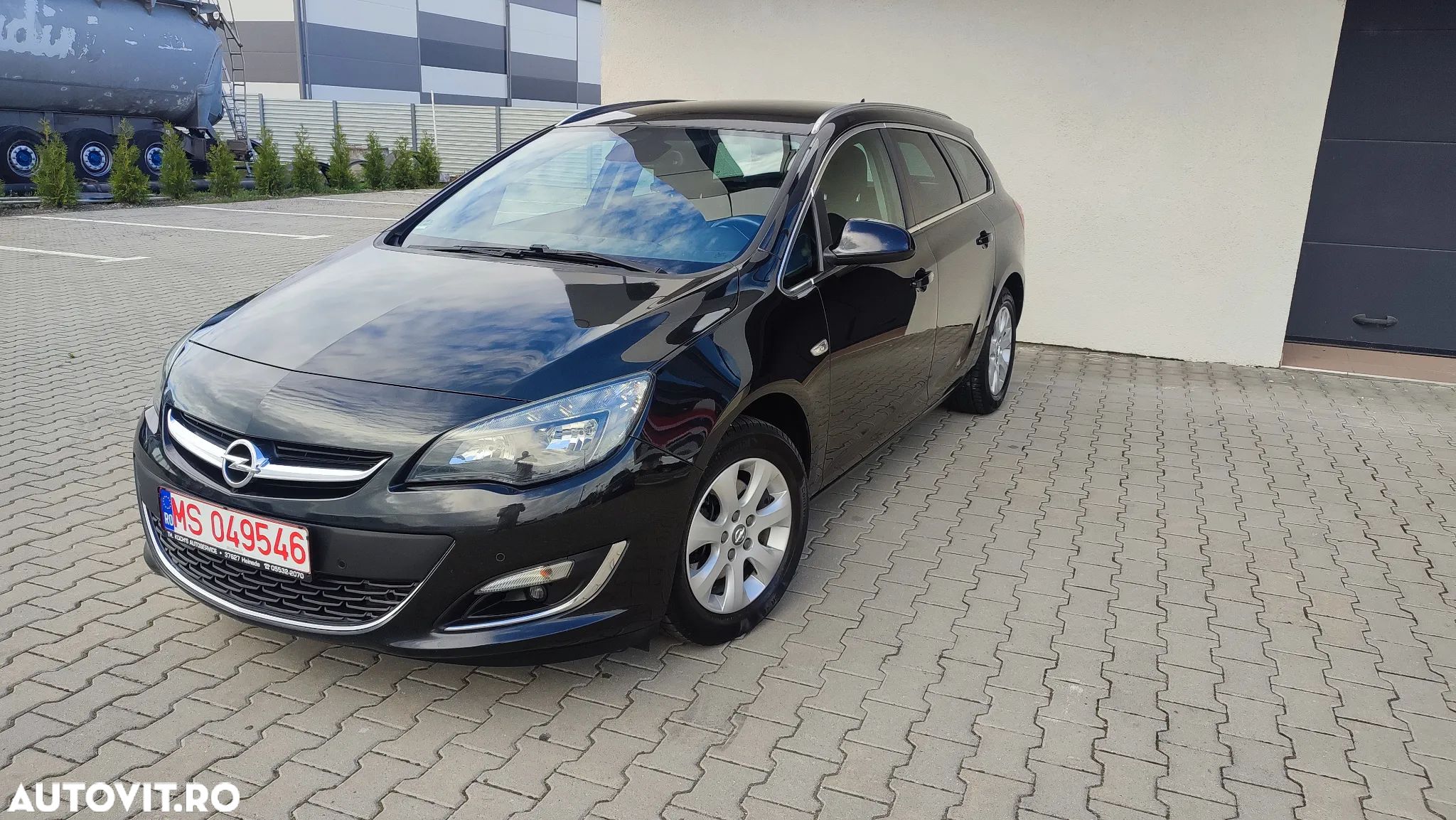 Opel Astra 1.6 D (CDTI DPF ecoFLEX) Start/Stop Excellence - 1