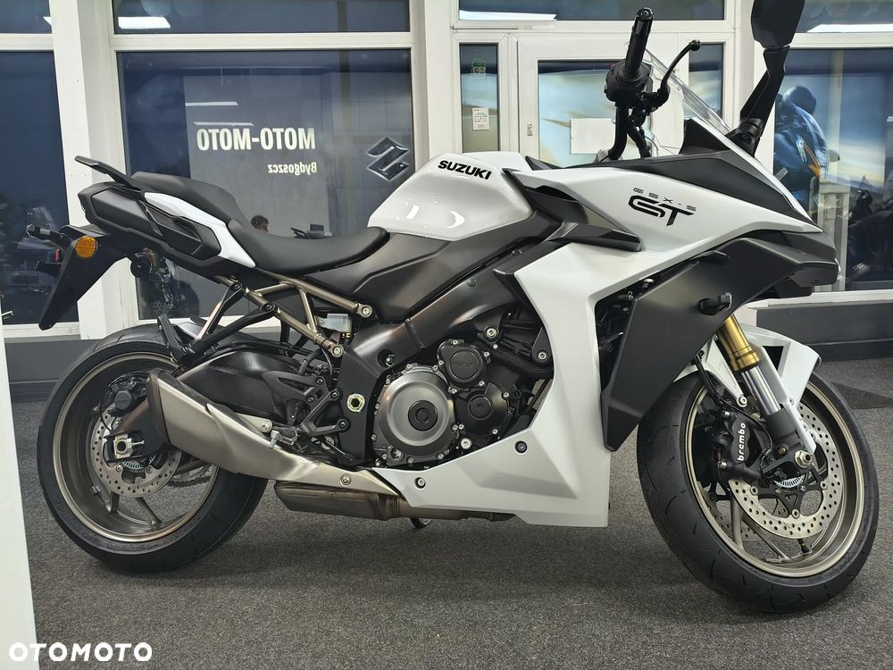 Suzuki GSX - 4