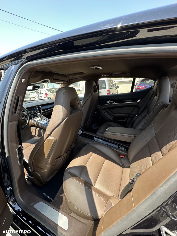 Porsche Panamera - 13