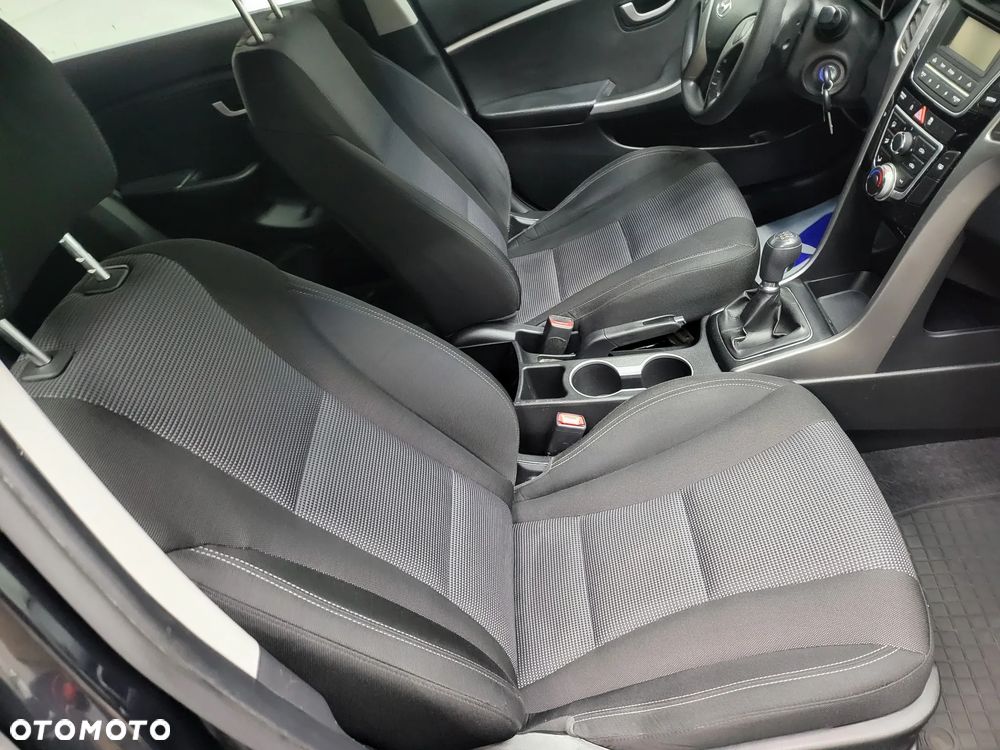 Hyundai i30 1.6 CRDi Premium - 14