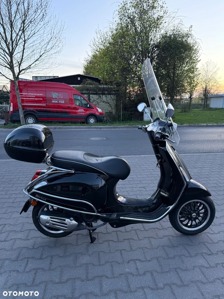 Piaggio Vespa - 3