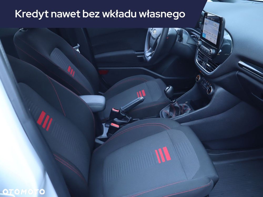 Ford Fiesta - 11