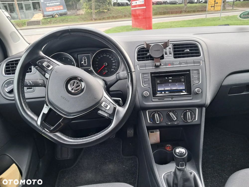 Volkswagen Polo - 8