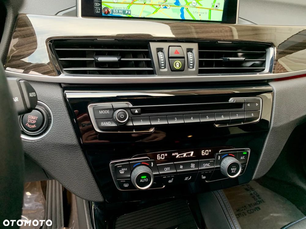 BMW X1 xDrive28i Sport Line - 17