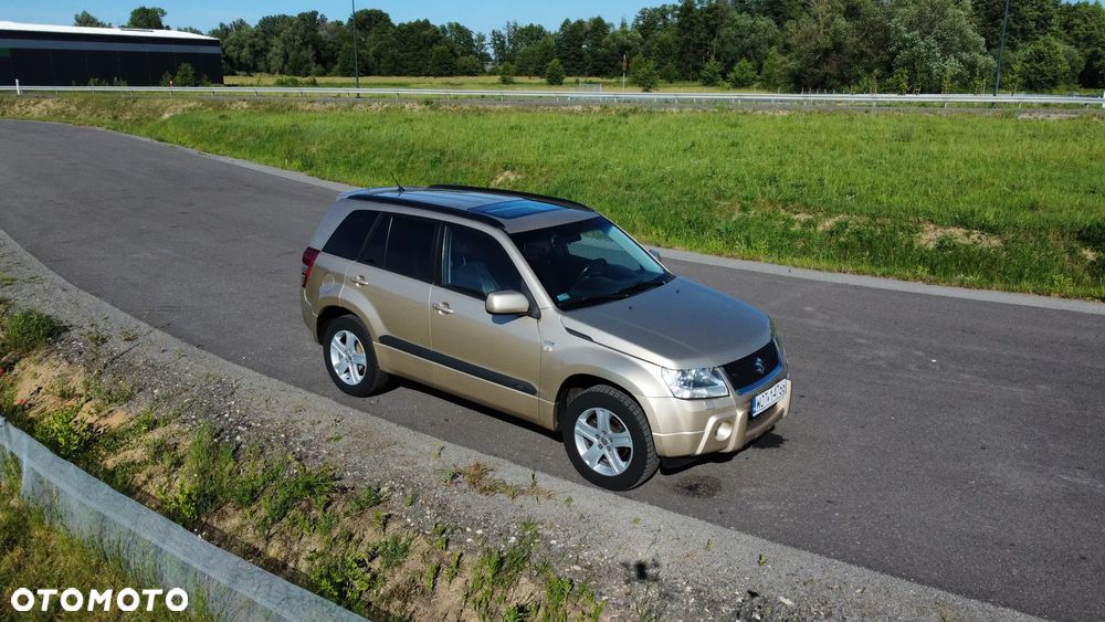 Suzuki Grand Vitara 1.9 DDiS De Luxe - 27