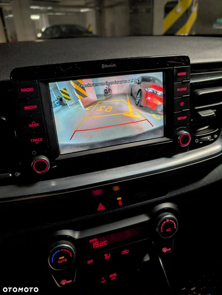 Kia Stonic 1.0 T-GDI L - 12