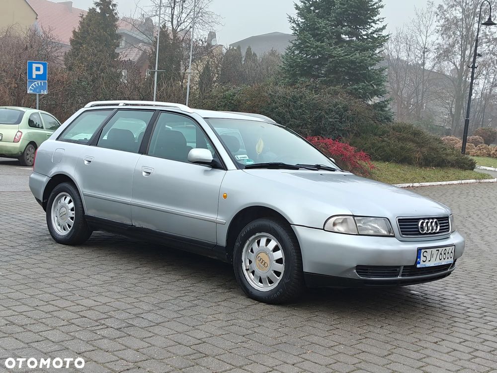 Audi A4 Avant 1.8 - 13