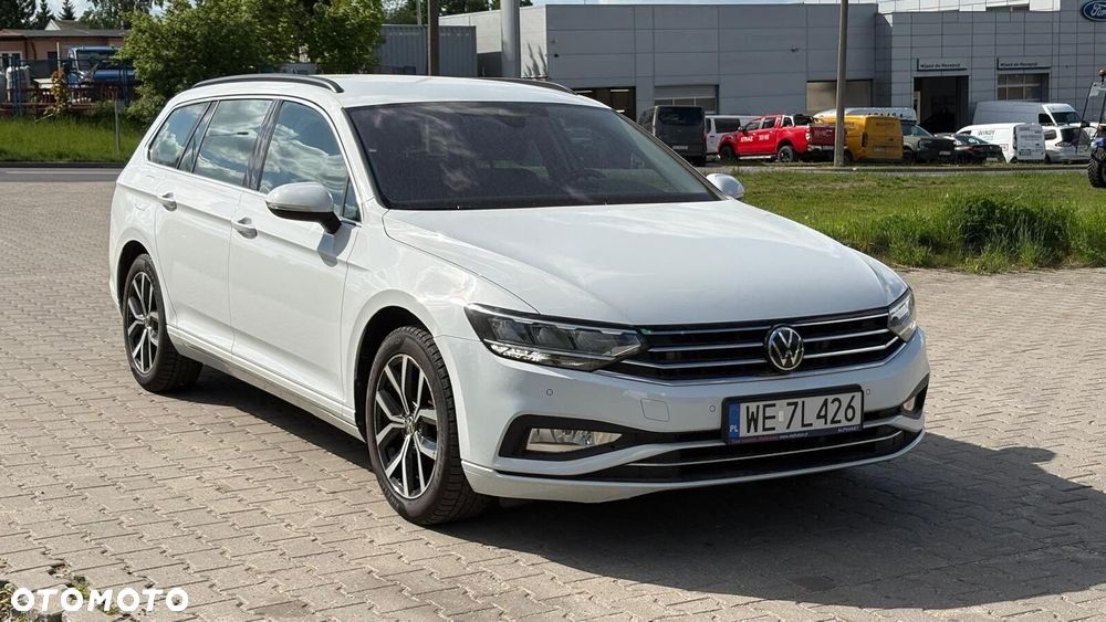 Volkswagen Passat Variant - 2